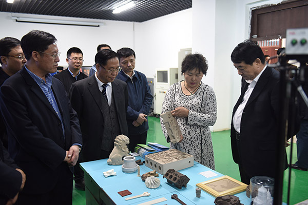 1461919794412081165.jpg D:\u7ec9戠爺淇℃伅鍖栧缓璁綷绉戝鎶�湳鐮旂┒闄㈢綉绔欎俊鎭彂甯僜2016骞存柊闂籠20160429 鑳′簹鏋壇鐪侀暱鍒版垜鏍¤皟鐮旂鐮旀垚鏋滆浆鍖栨儏鍐礬20164298350505.jpg